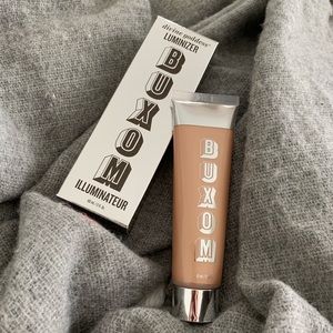 NEW!! Buxom Divine Goddess Luminizer - Venus